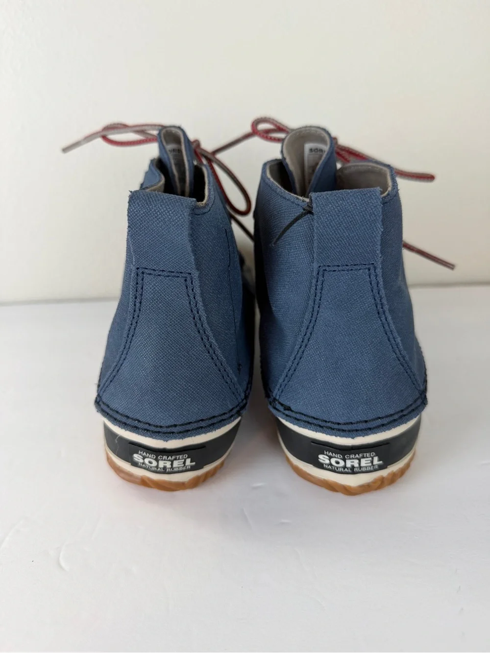 Sorel Out N About NWT Duck Booties